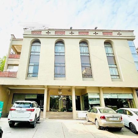 Hotel Bhoomivilas Agra  Dış mekan fotoğraf