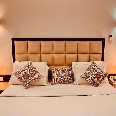 Hotel Bhoomivilas Agra  Dış mekan fotoğraf