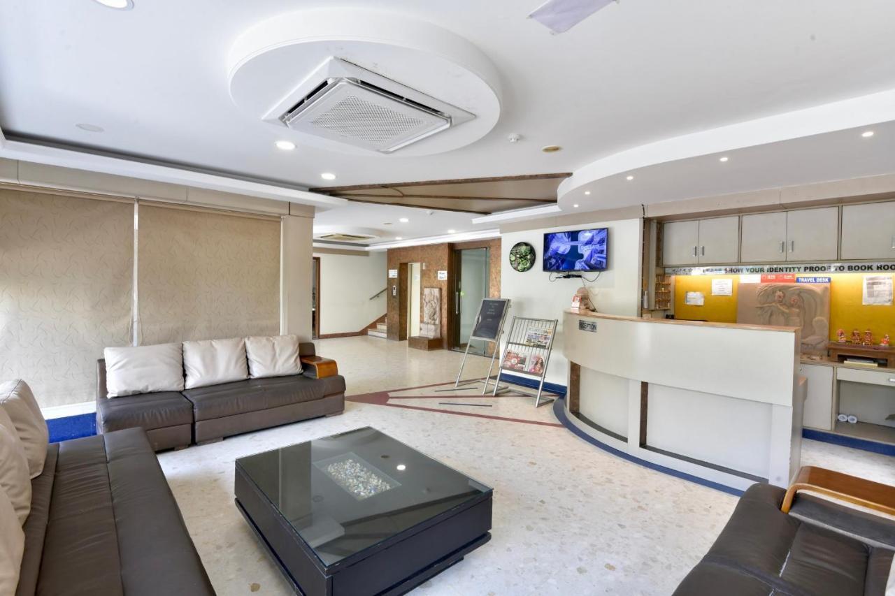 Hotel Bhoomivilas Agra  Dış mekan fotoğraf