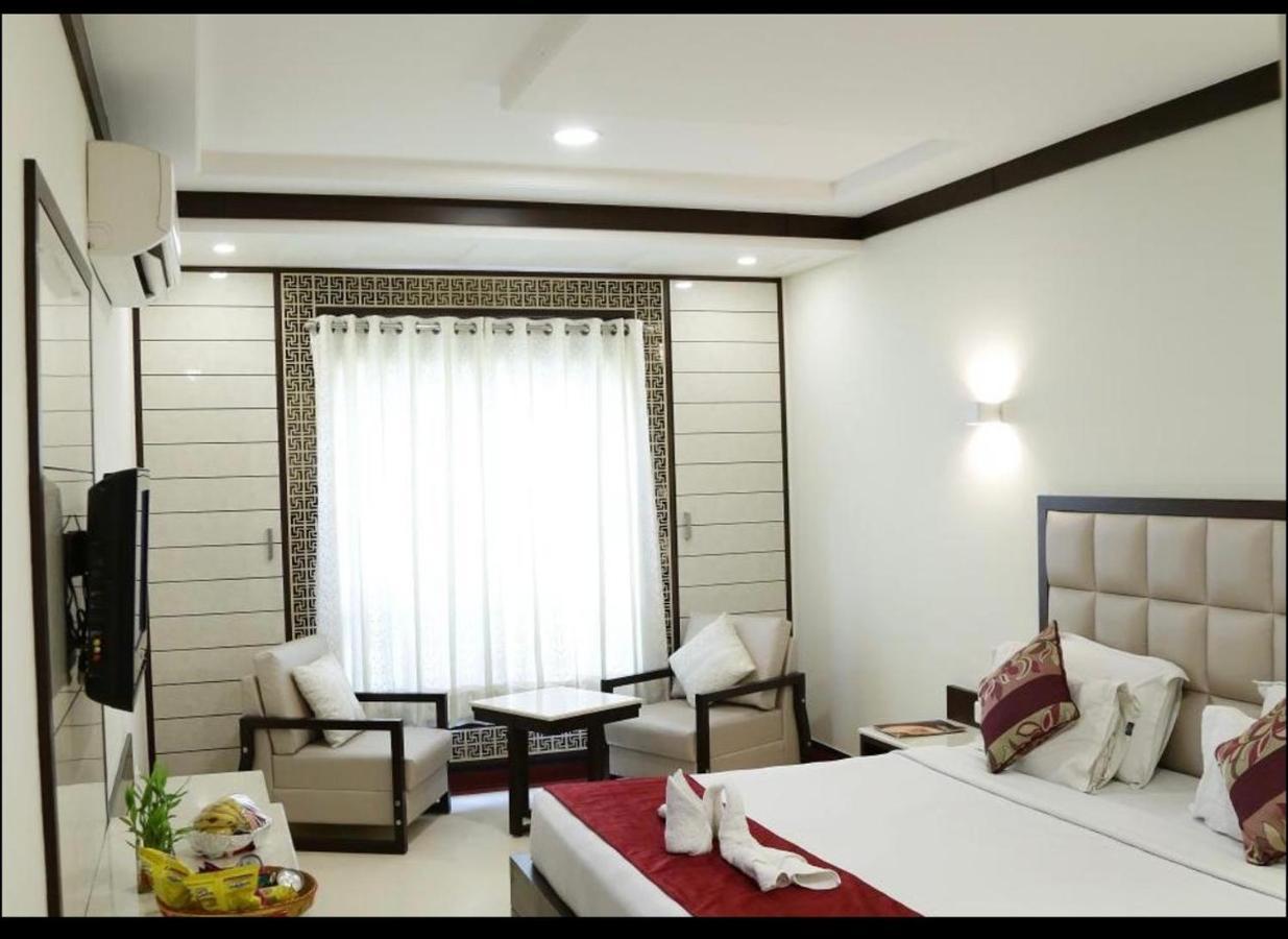 Hotel Bhoomivilas Agra  Dış mekan fotoğraf