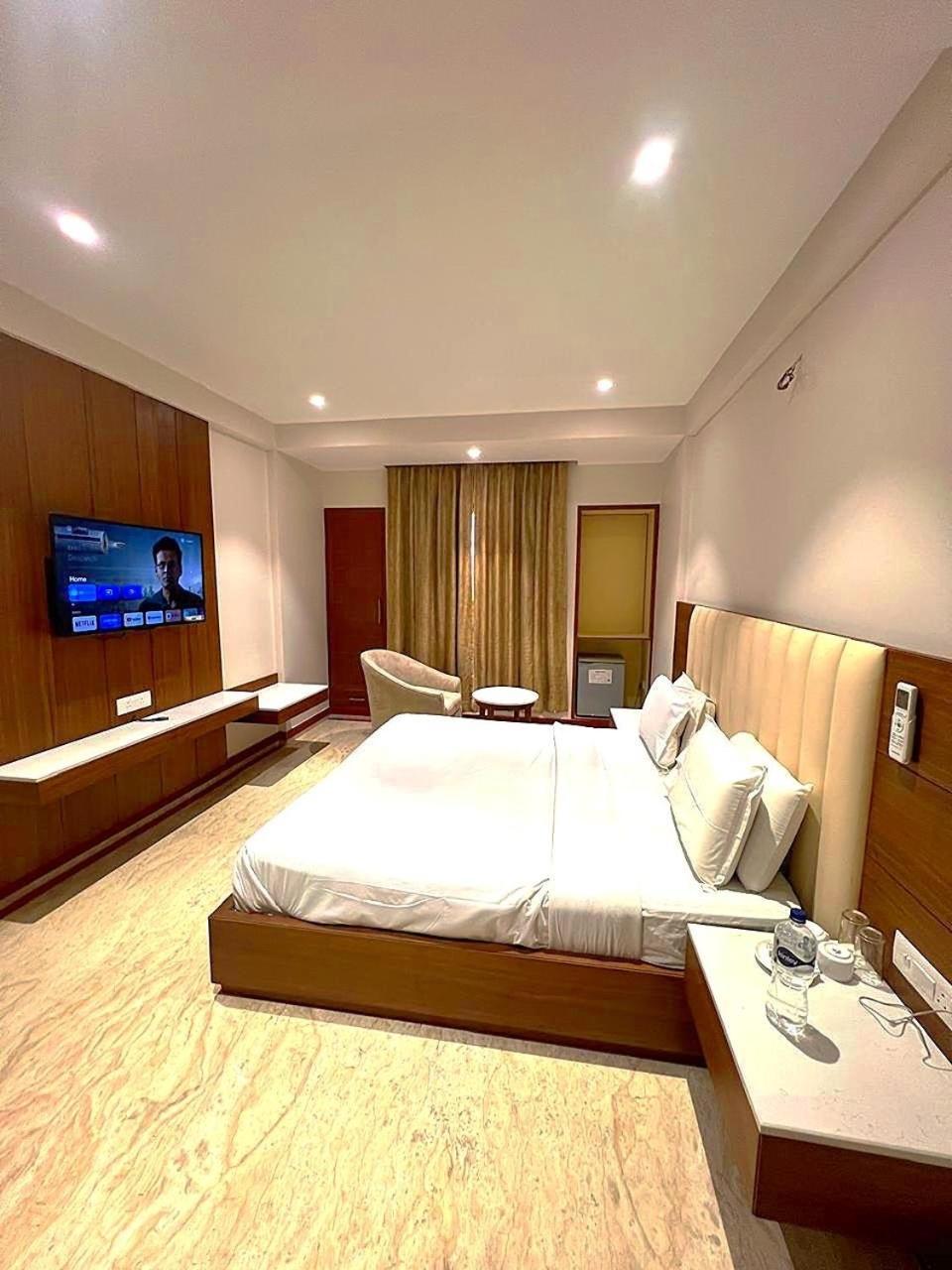 Hotel Bhoomivilas Agra  Dış mekan fotoğraf