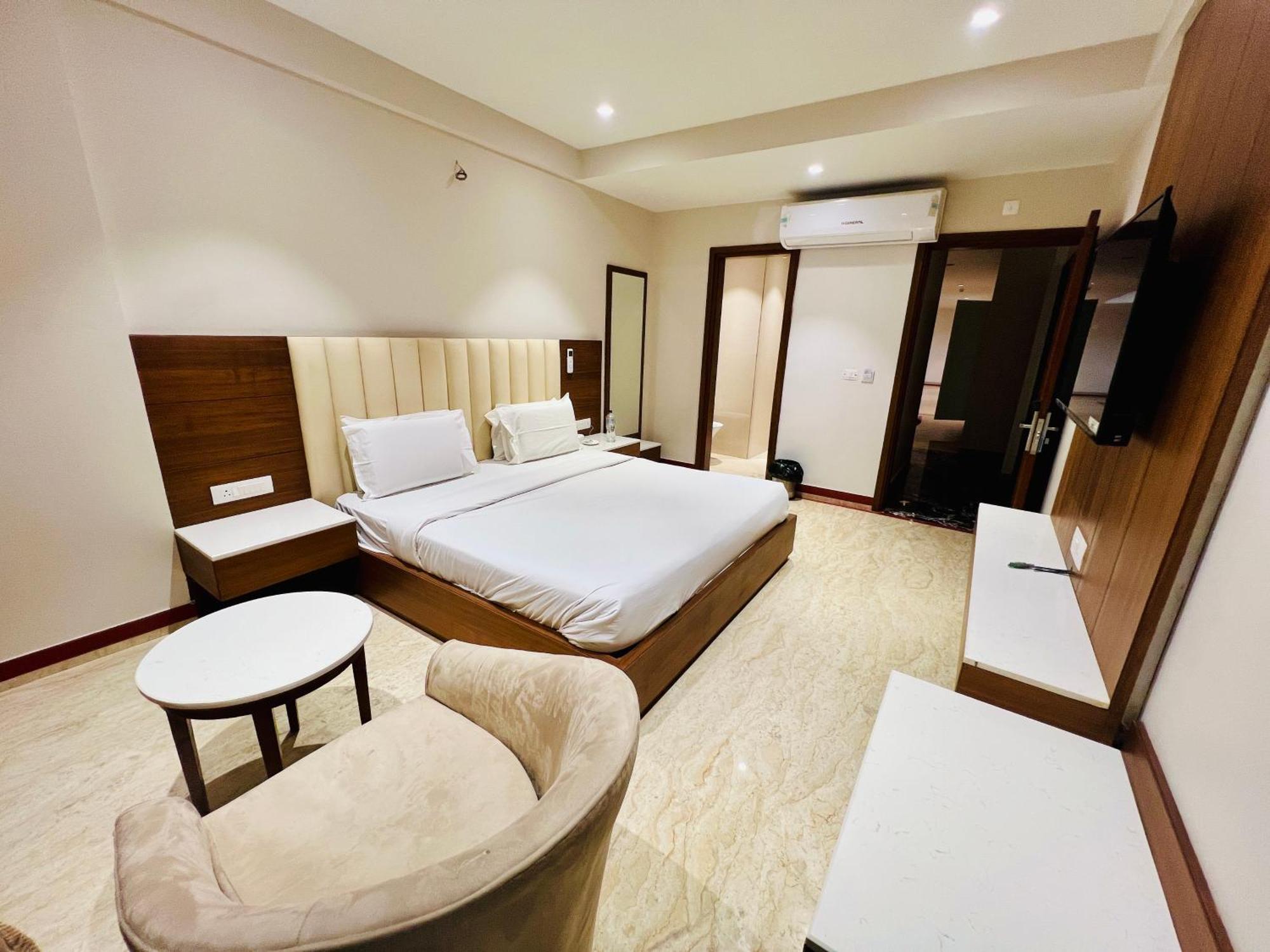 Hotel Bhoomivilas Agra  Dış mekan fotoğraf
