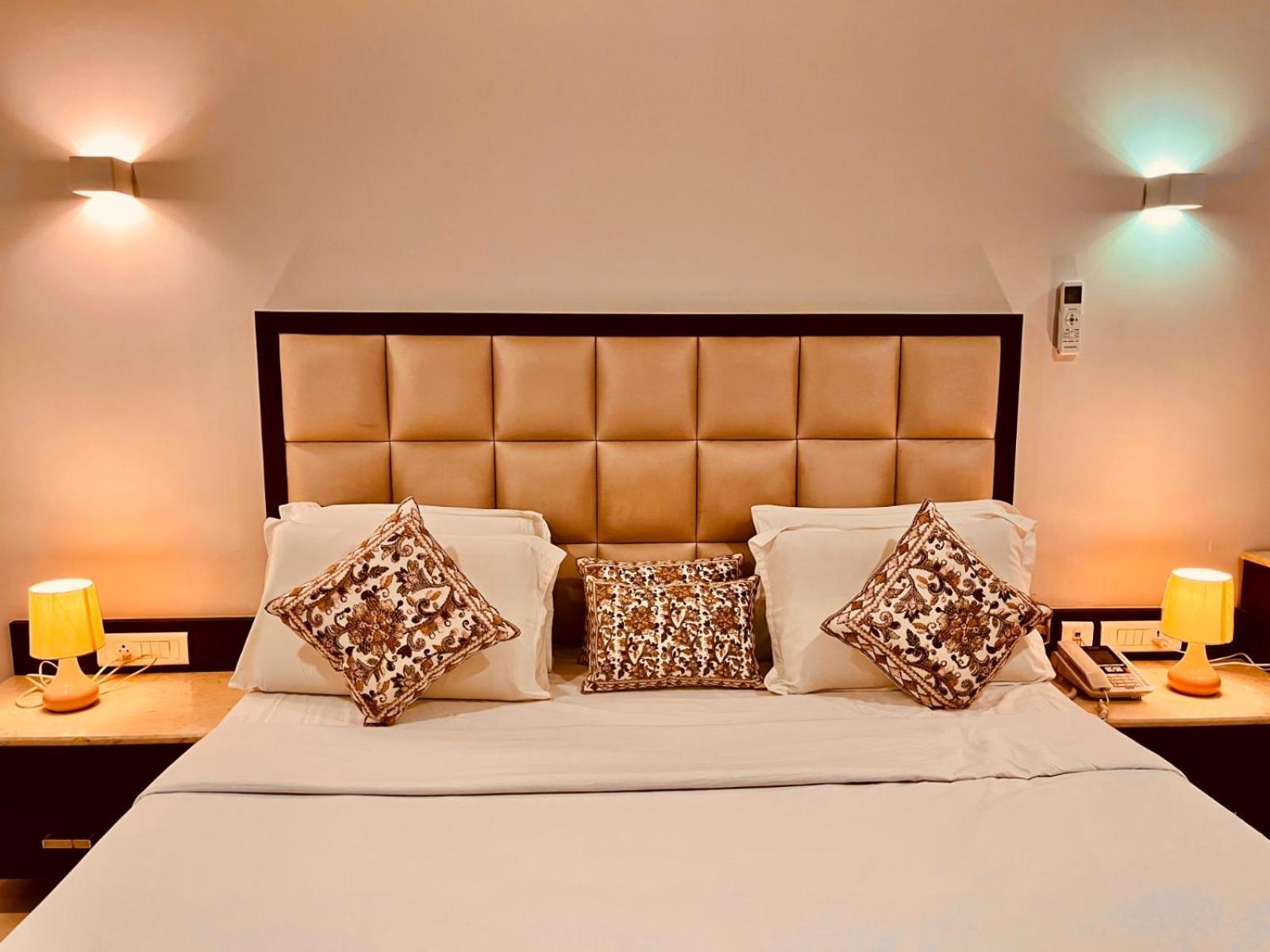 Hotel Bhoomivilas Agra  Dış mekan fotoğraf